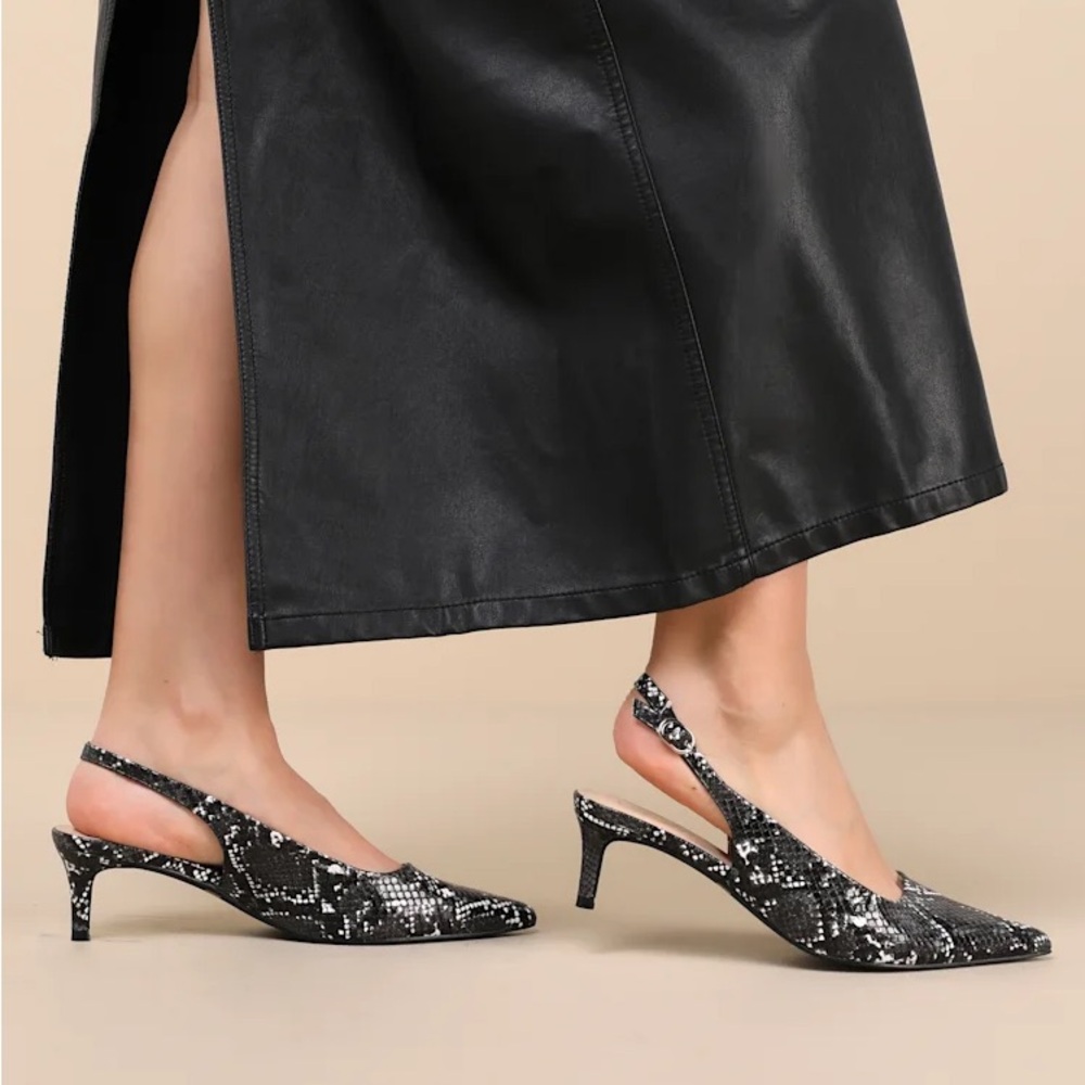 Lulu's Black Snakeskin Slingback Heels Size 7